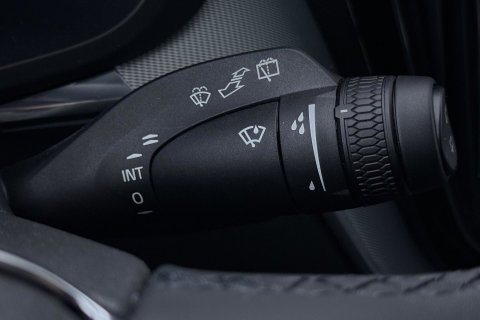 Volvo XC60 T6 Ultra Black Edition | Luchtvering | Bowers & Wilkins | Panoramadak | Head-UP | Stoelventilatie