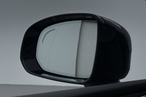 Volvo XC60 T6 Ultra Black Edition | Luchtvering | Bowers & Wilkins | Panoramadak | Head-UP | Stoelventilatie
