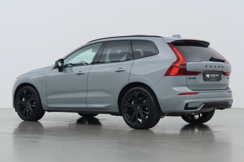 Volvo XC60 T6 Ultra Black Edition | Luchtvering | Bowers & Wilkins | Panoramadak | Head-UP | Stoelventilatie