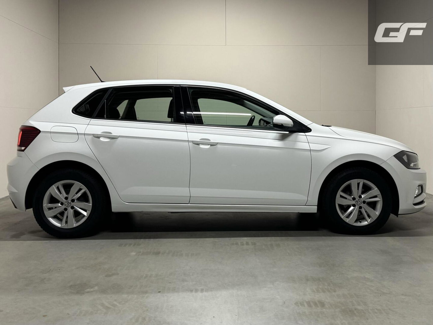 Volkswagen Polo 1.0 TSI Comfortline ACC Navi Camera CarPlay NAP