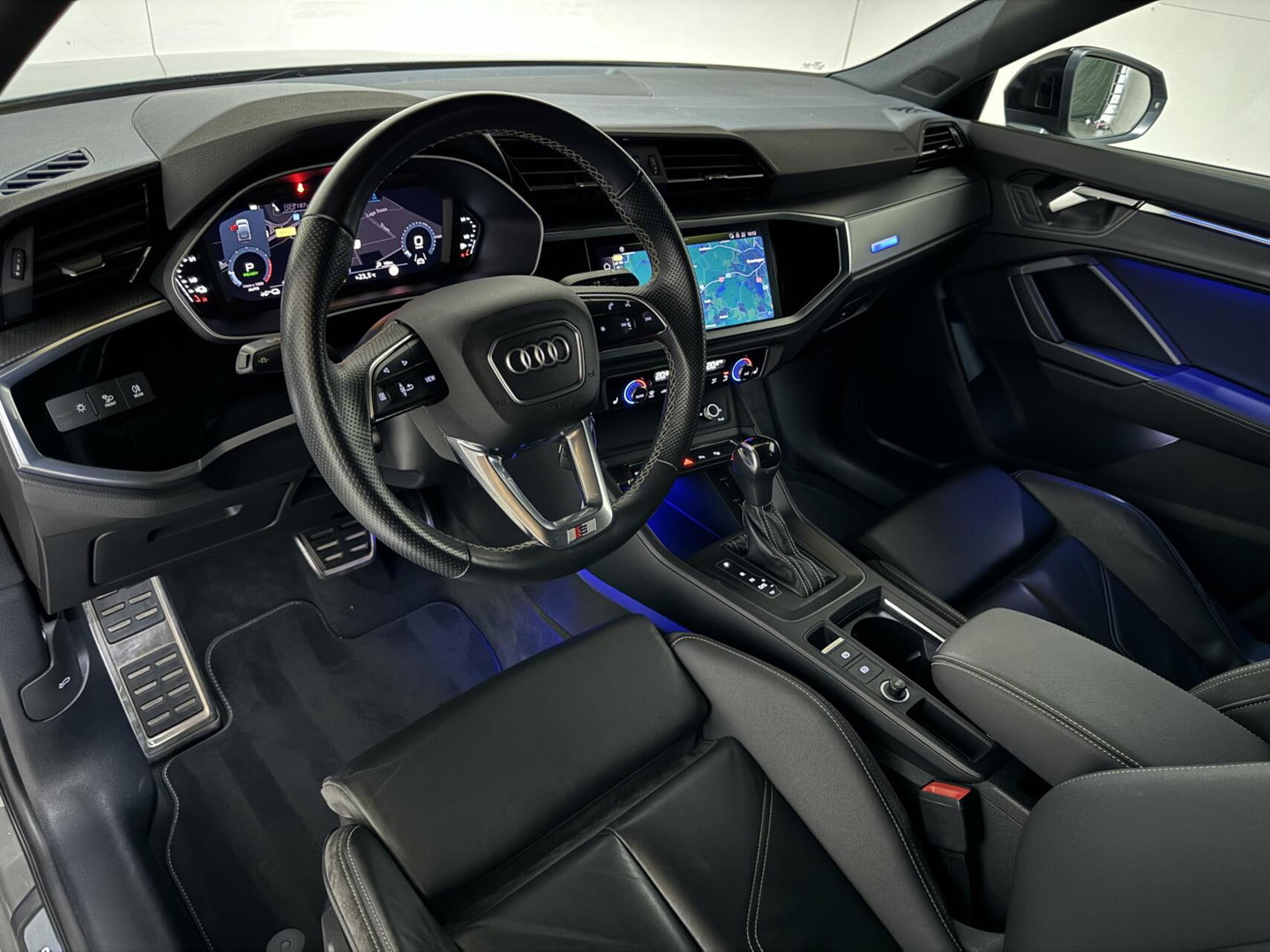 Audi Q3 Sportback 45 TFSIe S-line Pano Leer Carplay NAP