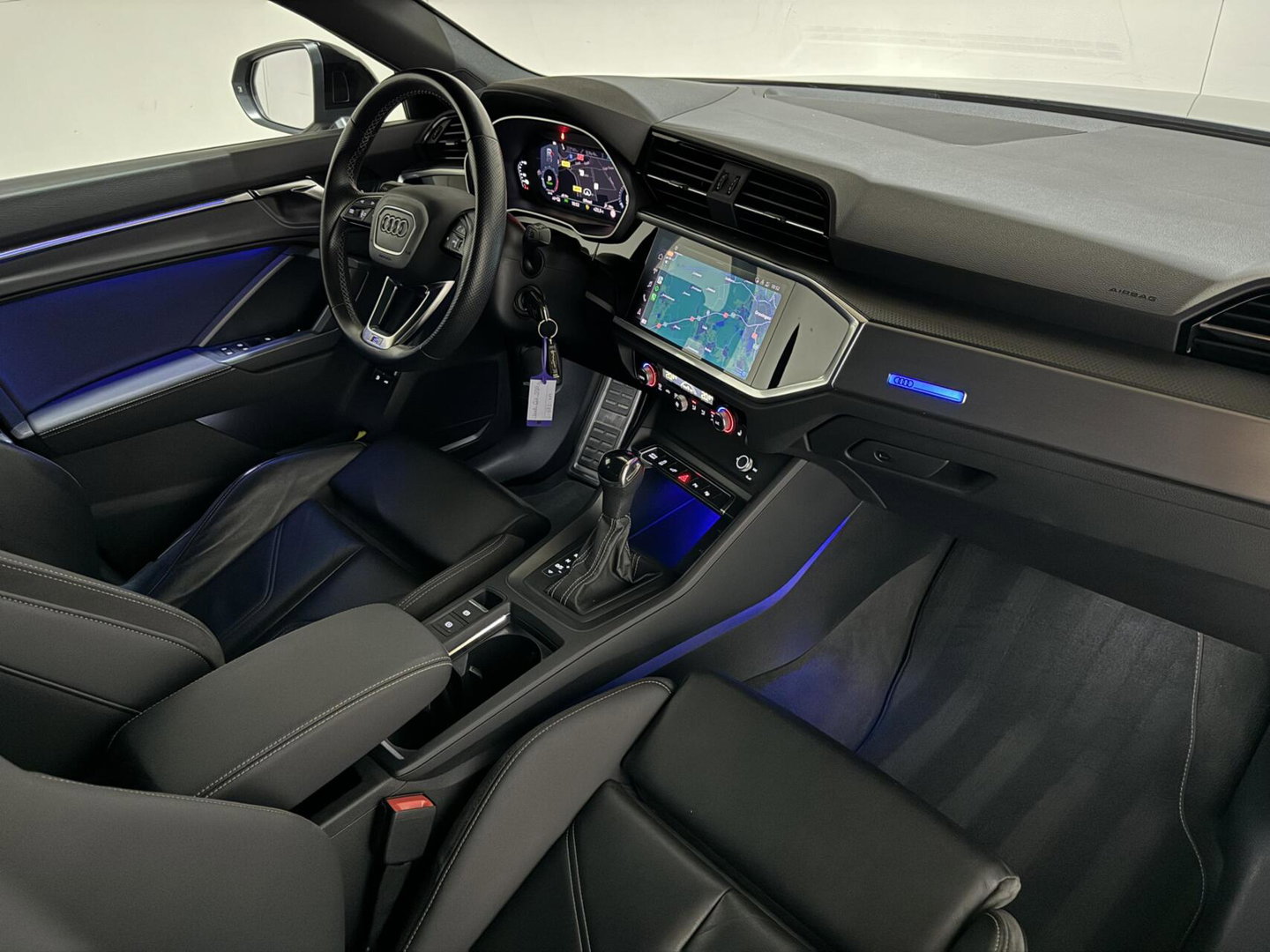 Audi Q3 Sportback 45 TFSIe S-line Pano Leer Carplay NAP