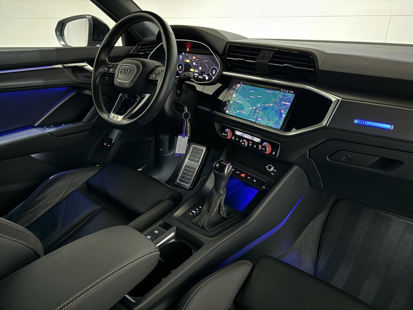 Audi Q3 Sportback 45 TFSIe S-line Pano Leer Carplay NAP