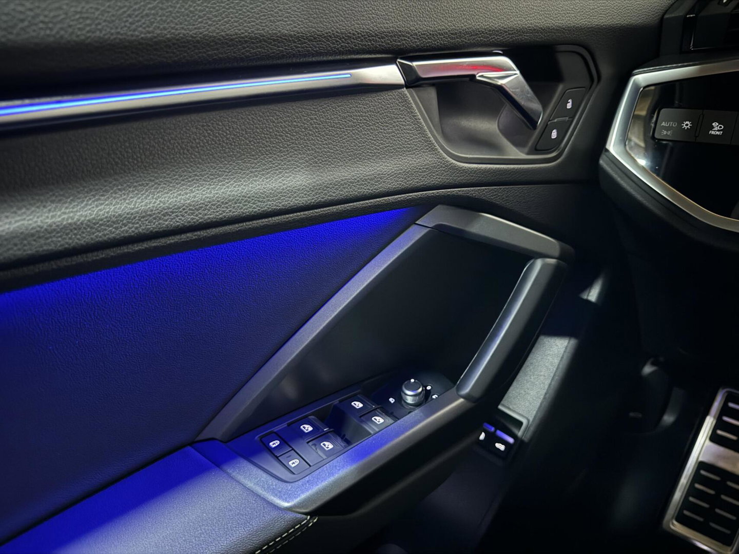 Audi Q3 Sportback 45 TFSIe S-line Pano Leer Carplay NAP