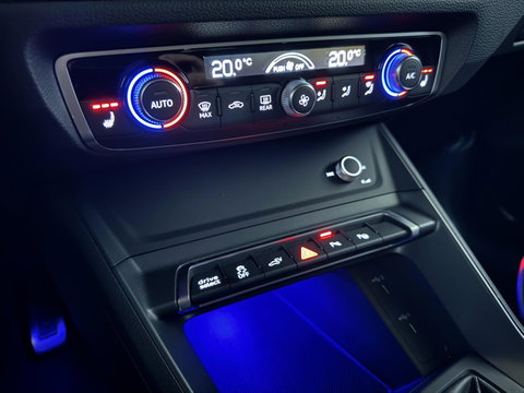 Audi Q3 Sportback 45 TFSIe S-line Pano Leer Carplay NAP