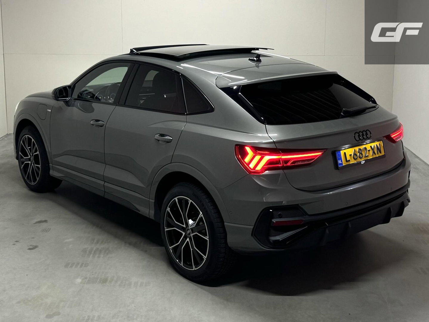 Audi Q3 Sportback 45 TFSIe S-line Pano Leer Carplay NAP