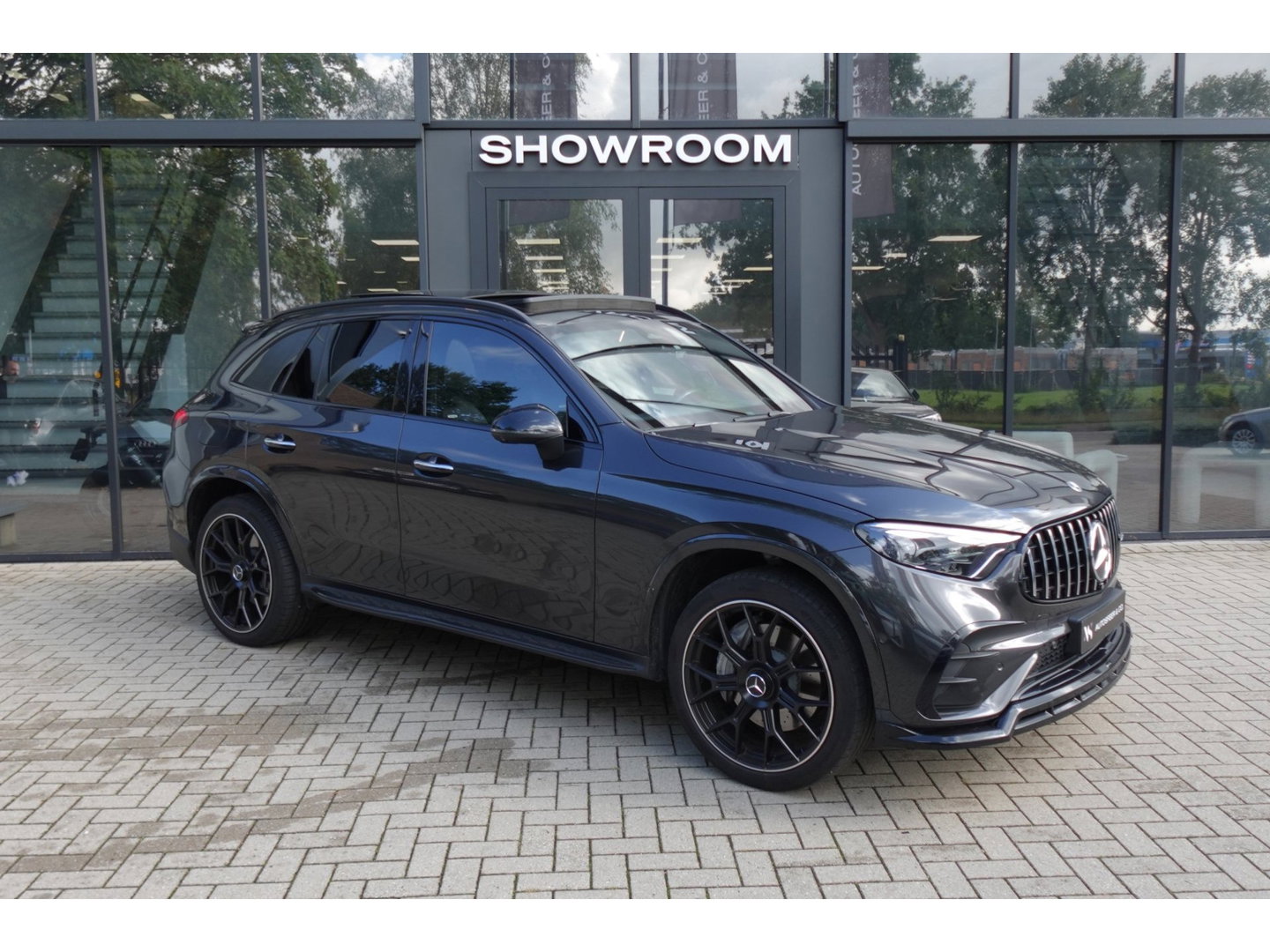 Mercedes-Benz GLC GLC 300e 4MATIC AMG Line PANO 360CAM BURMESTER