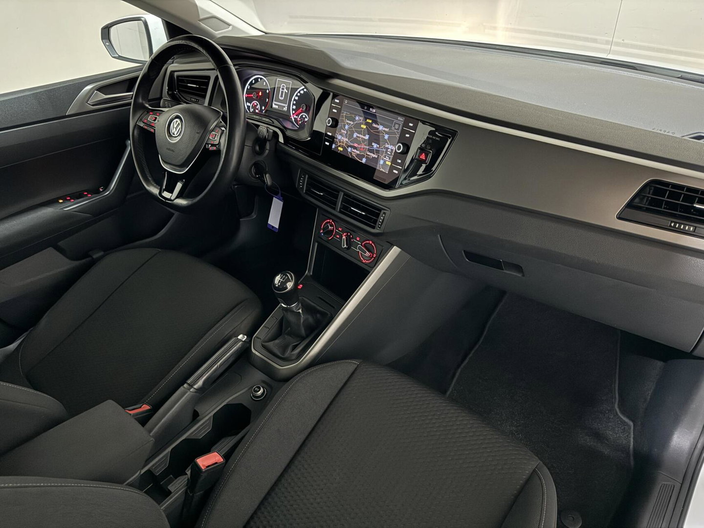 Volkswagen Polo 1.0 TSI Comfortline ACC Navi Camera CarPlay NAP