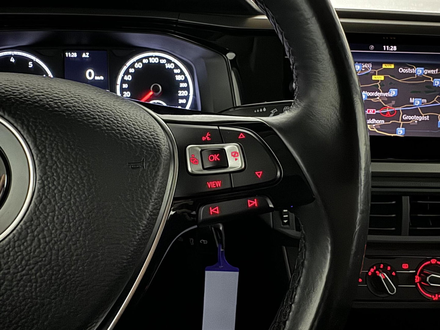 Volkswagen Polo 1.0 TSI Comfortline ACC Navi Camera CarPlay NAP