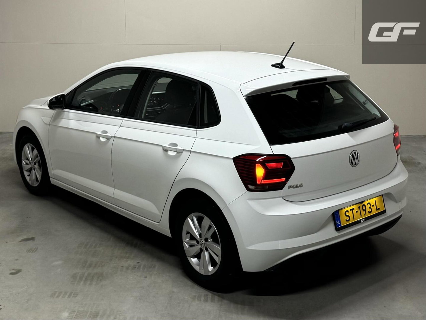 Volkswagen Polo 1.0 TSI Comfortline ACC Navi Camera CarPlay NAP