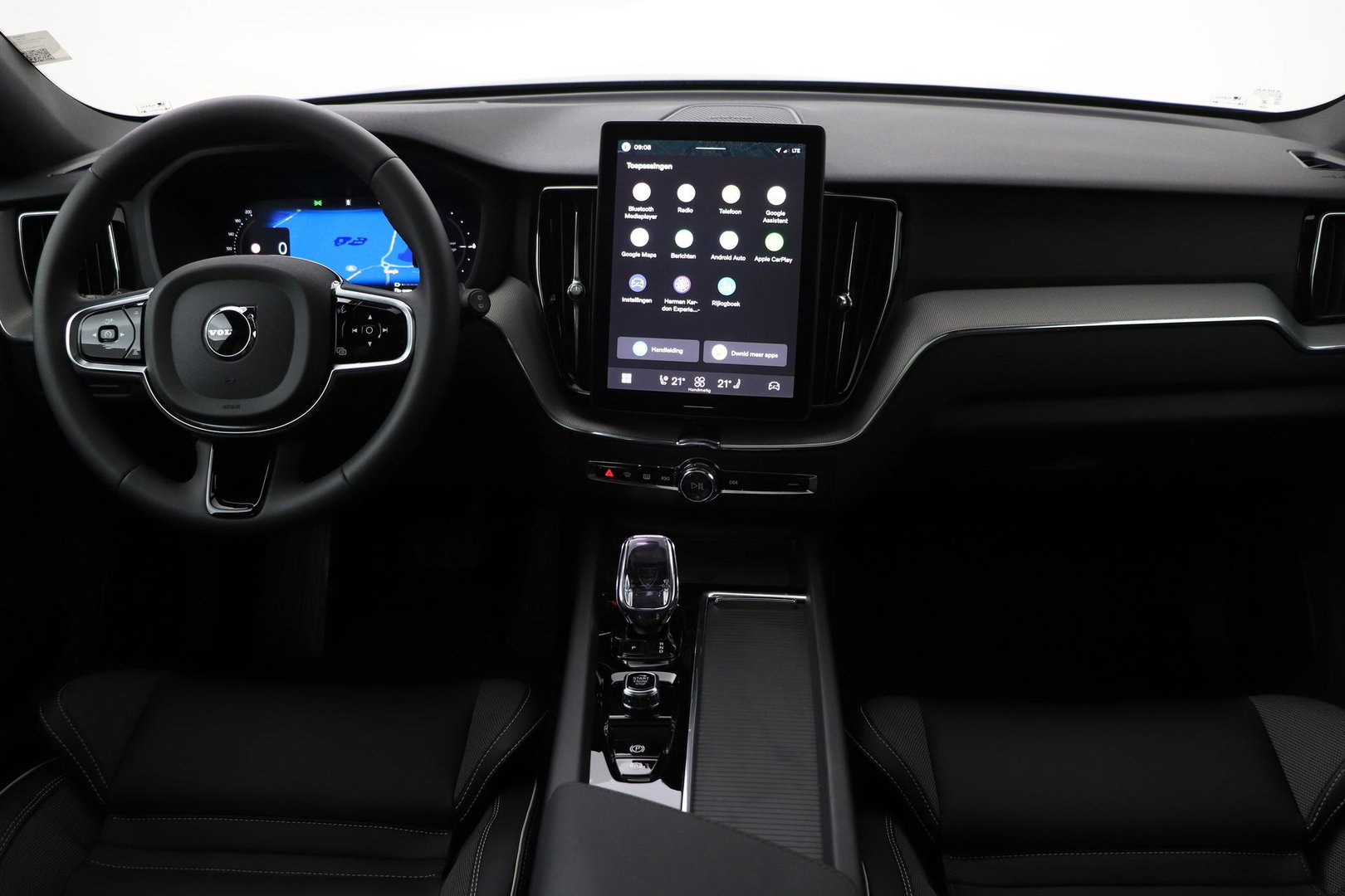 Volvo XC60 T6 Plus Black Edition | Harman/Kardon | Panoramadak | Head-Up | 360-camera