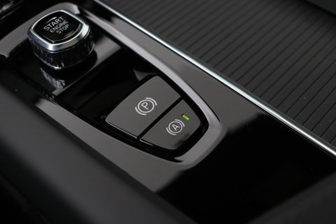 Volvo XC60 T6 Plus Black Edition | Harman/Kardon | Panoramadak | Head-Up | 360-camera