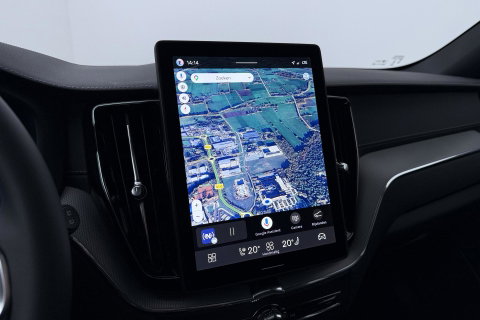 Volvo XC60 T6 Ultra Black Edition | 22 Inch | Luchtvering | Bowers & Wilkins | 360° Camera | Stoelventilatie