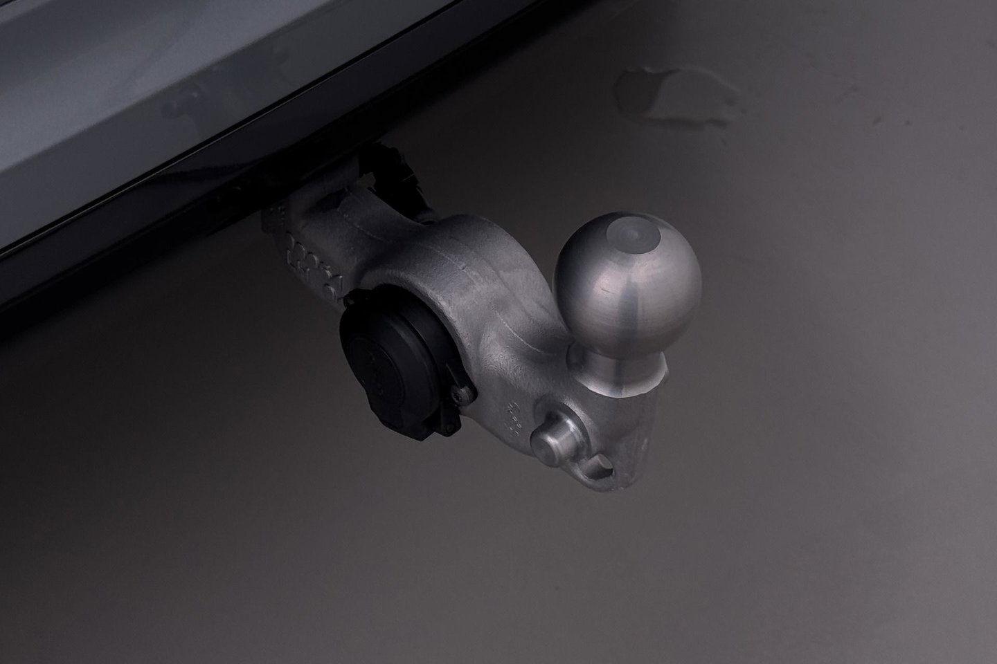 Volvo XC60 T6 Ultra Black Edition | 22 Inch | Luchtvering | Bowers & Wilkins | 360° Camera | Stoelventilatie