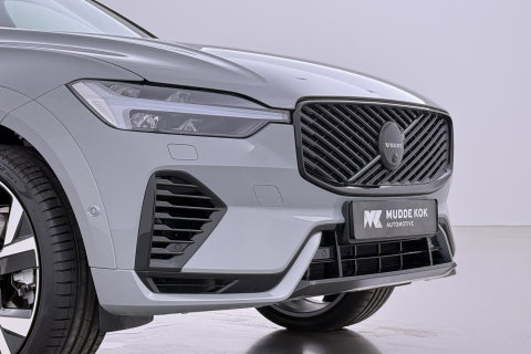 Volvo XC60 T6 Ultra Black Edition | 22 Inch | Luchtvering | Bowers & Wilkins | 360° Camera | Stoelventilatie