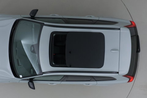 Volvo XC60 T6 Ultra Black Edition | 22 Inch | Luchtvering | Bowers & Wilkins | 360° Camera | Stoelventilatie