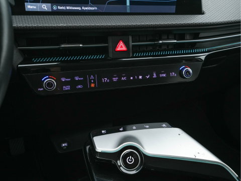 Kia Ev6 Plus 77.4 kWh [3-Fase-11kW] {SoH-96%} (INCL-BTW) Aut. *LEATHER | ADAPTIVE-CRUISE | DIGI-COCKPIT | MERIDIAN-AUDIO | MEMORY-PACK | FULL-LED | KEYLESS | CAMERA | DAB | BLIND-SPOT | NAVI-FULLMAP | PRIVACY-GLASS | AMBIENT-LIGHT | 19''