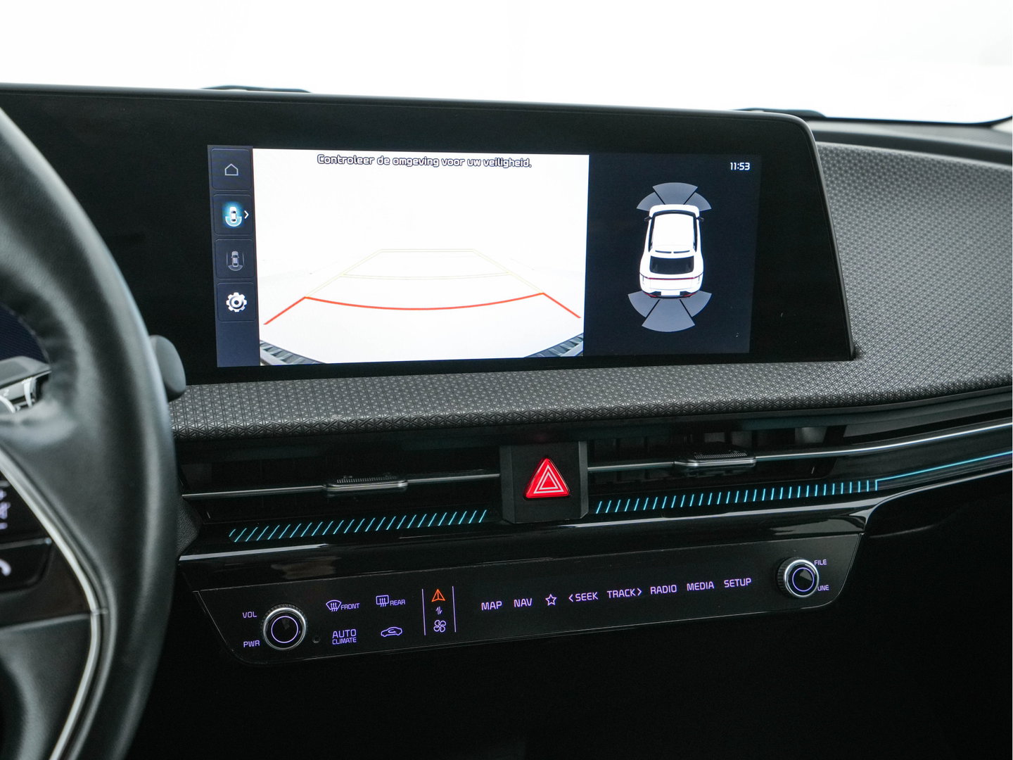 Kia Ev6 Plus 77.4 kWh [3-Fase-11kW] {SoH-96%} (INCL-BTW) Aut. *LEATHER | ADAPTIVE-CRUISE | DIGI-COCKPIT | MERIDIAN-AUDIO | MEMORY-PACK | FULL-LED | KEYLESS | CAMERA | DAB | BLIND-SPOT | NAVI-FULLMAP | PRIVACY-GLASS | AMBIENT-LIGHT | 19''