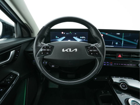 Kia Ev6 Plus 77.4 kWh [3-Fase-11kW] {SoH-96%} (INCL-BTW) Aut. *LEATHER | ADAPTIVE-CRUISE | DIGI-COCKPIT | MERIDIAN-AUDIO | MEMORY-PACK | FULL-LED | KEYLESS | CAMERA | DAB | BLIND-SPOT | NAVI-FULLMAP | PRIVACY-GLASS | AMBIENT-LIGHT | 19''