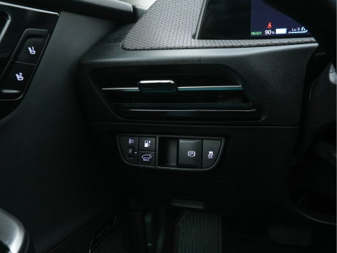 Kia Ev6 Plus 77.4 kWh [3-Fase-11kW] {SoH-96%} (INCL-BTW) Aut. *LEATHER | ADAPTIVE-CRUISE | DIGI-COCKPIT | MERIDIAN-AUDIO | MEMORY-PACK | FULL-LED | KEYLESS | CAMERA | DAB | BLIND-SPOT | NAVI-FULLMAP | PRIVACY-GLASS | AMBIENT-LIGHT | 19''