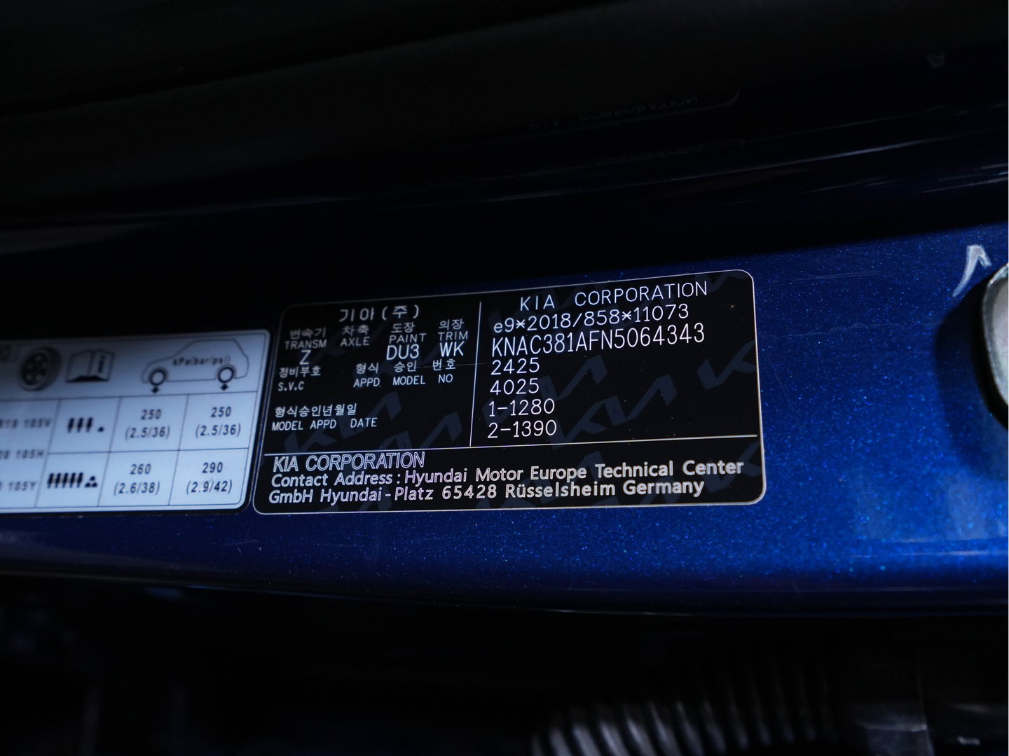 Kia Ev6 Plus 77.4 kWh [3-Fase-11kW] {SoH-96%} (INCL-BTW) Aut. *LEATHER | ADAPTIVE-CRUISE | DIGI-COCKPIT | MERIDIAN-AUDIO | MEMORY-PACK | FULL-LED | KEYLESS | CAMERA | DAB | BLIND-SPOT | NAVI-FULLMAP | PRIVACY-GLASS | AMBIENT-LIGHT | 19''