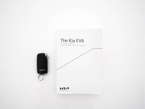 Kia Ev6 Plus 77.4 kWh [3-Fase-11kW] {SoH-96%} (INCL-BTW) Aut. *LEATHER | ADAPTIVE-CRUISE | DIGI-COCKPIT | MERIDIAN-AUDIO | MEMORY-PACK | FULL-LED | KEYLESS | CAMERA | DAB | BLIND-SPOT | NAVI-FULLMAP | PRIVACY-GLASS | AMBIENT-LIGHT | 19''