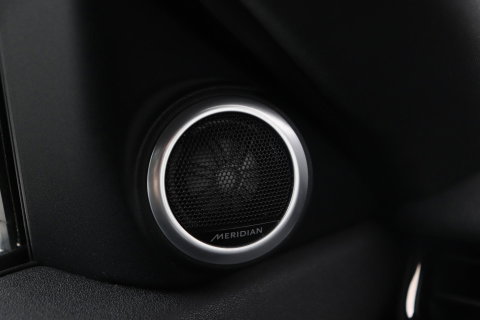 Land Rover Range Rover Evoque P300e R-Dynamic S | Panoramadak | Meridian | Stoel+Stuurverwarming | 20 Inch