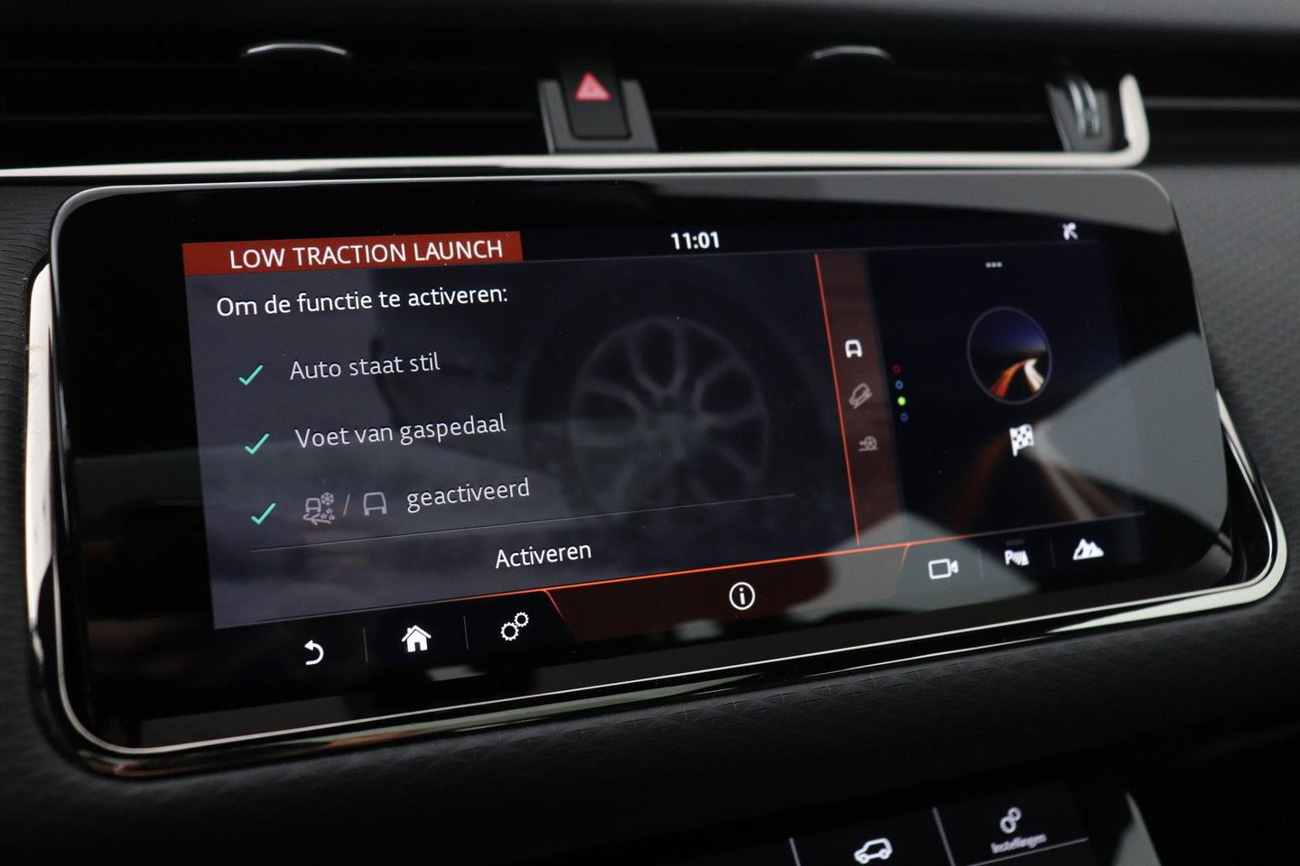 Land Rover Range Rover Evoque P300e R-Dynamic S | Panoramadak | Meridian | Stoel+Stuurverwarming | 20 Inch