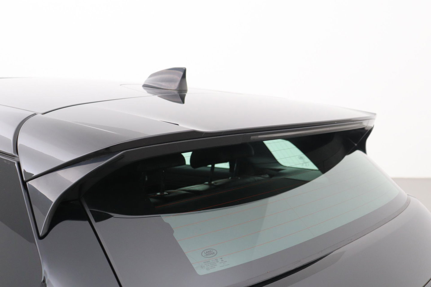 Land Rover Range Rover Evoque P300e R-Dynamic S | Panoramadak | Meridian | Stoel+Stuurverwarming | 20 Inch