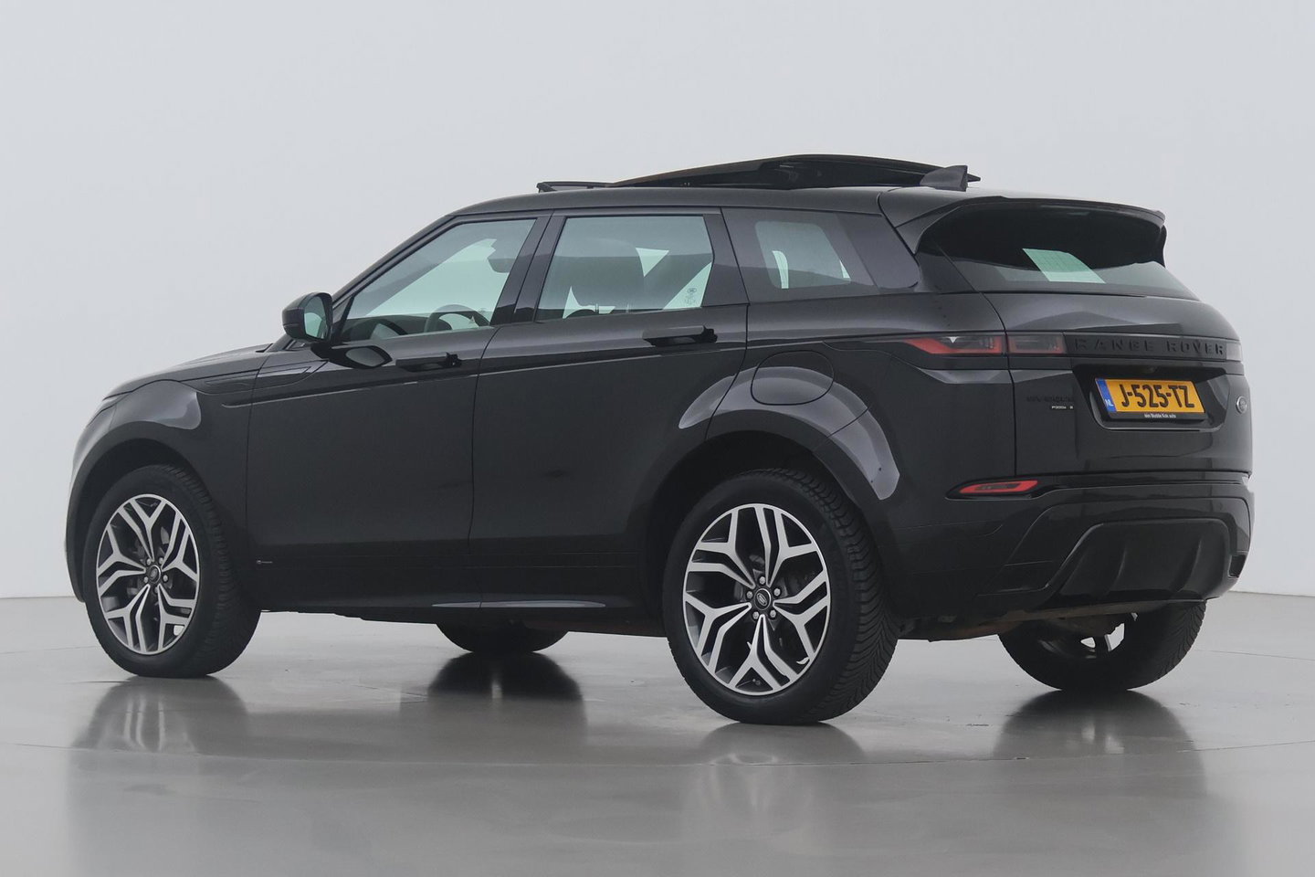 Land Rover Range Rover Evoque P300e R-Dynamic S | Panoramadak | Meridian | Stoel+Stuurverwarming | 20 Inch