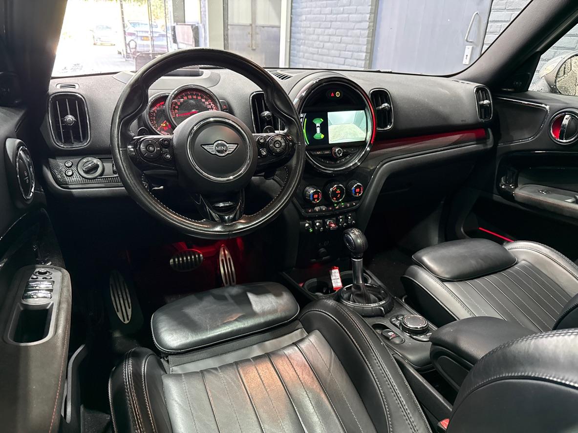 MINI Countryman 2.0 John Cooper Works ALL4 Chili | Harman/Kardon | Panoramadak | Head-Up | Camera | Comfort Access | Stoelverwarming | ACC