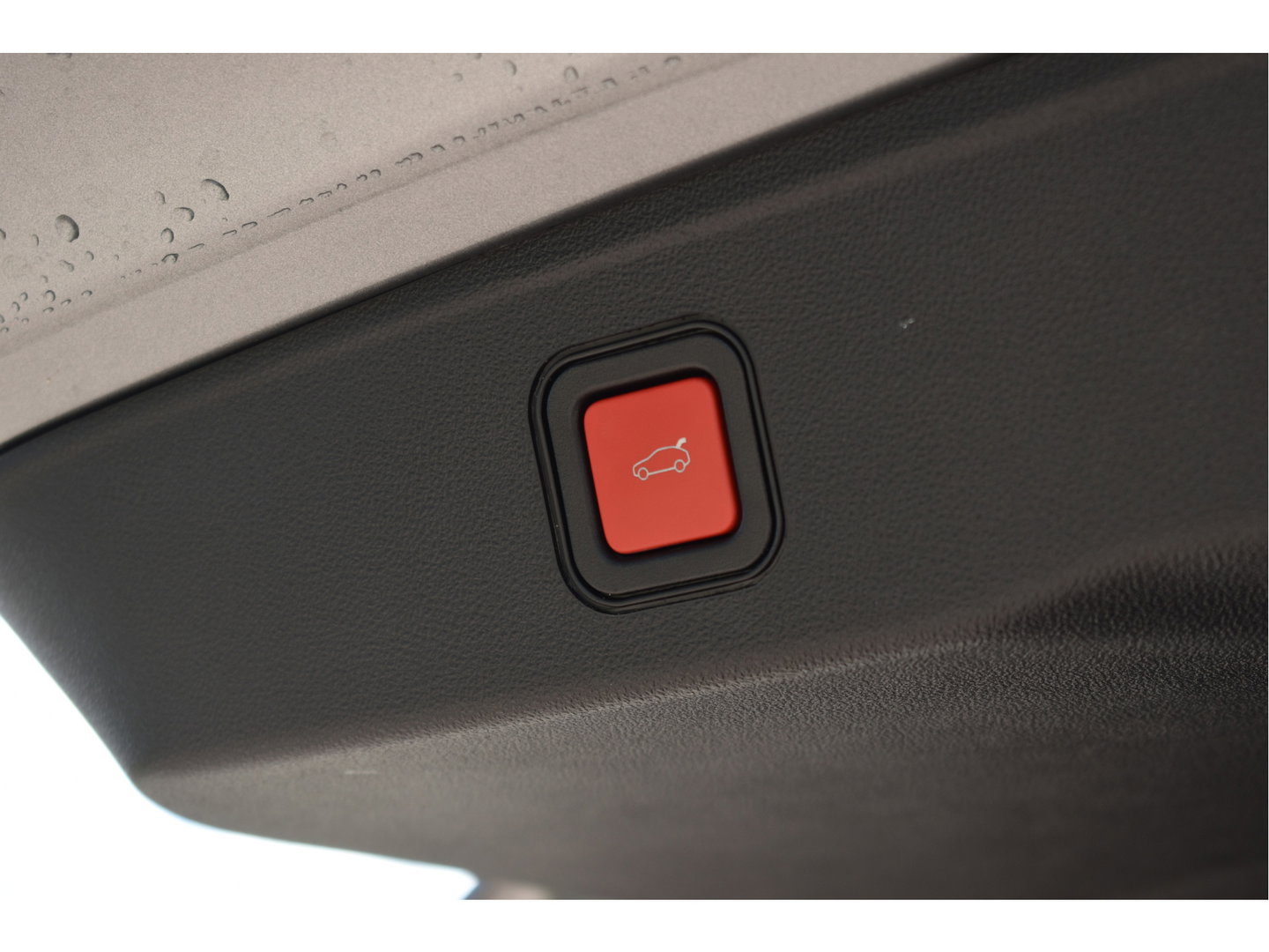 Jeep Avenger 1.2 Longitude Infotainment & Convenience pack | Keyless | DAB | Camera | Nav | Carplay | ADAS | Full LED | 4-Seasons