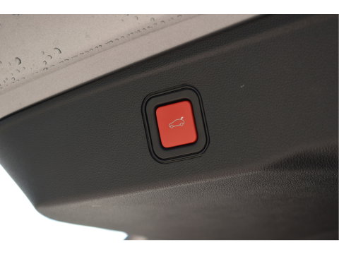 Jeep Avenger 1.2 Longitude Infotainment & Convenience pack | Keyless | DAB | Camera | Nav | Carplay | ADAS | Full LED | 4-Seasons