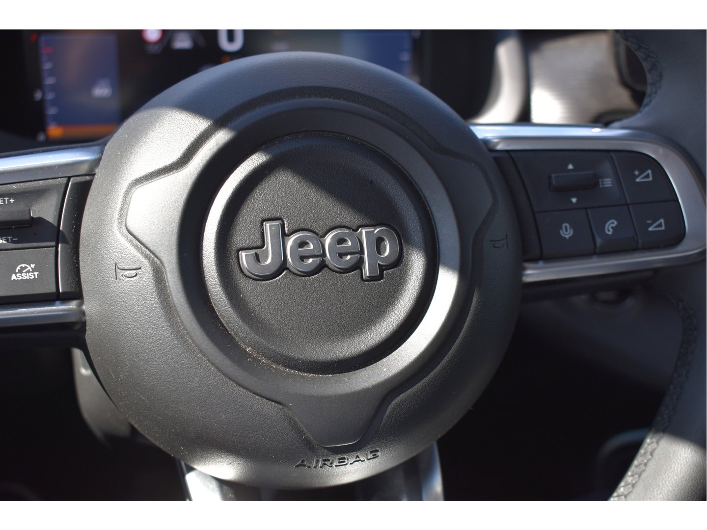 Jeep Avenger 1.2 Longitude Infotainment & Convenience pack | Keyless | DAB | Camera | Nav | Carplay | ADAS | Full LED | 4-Seasons
