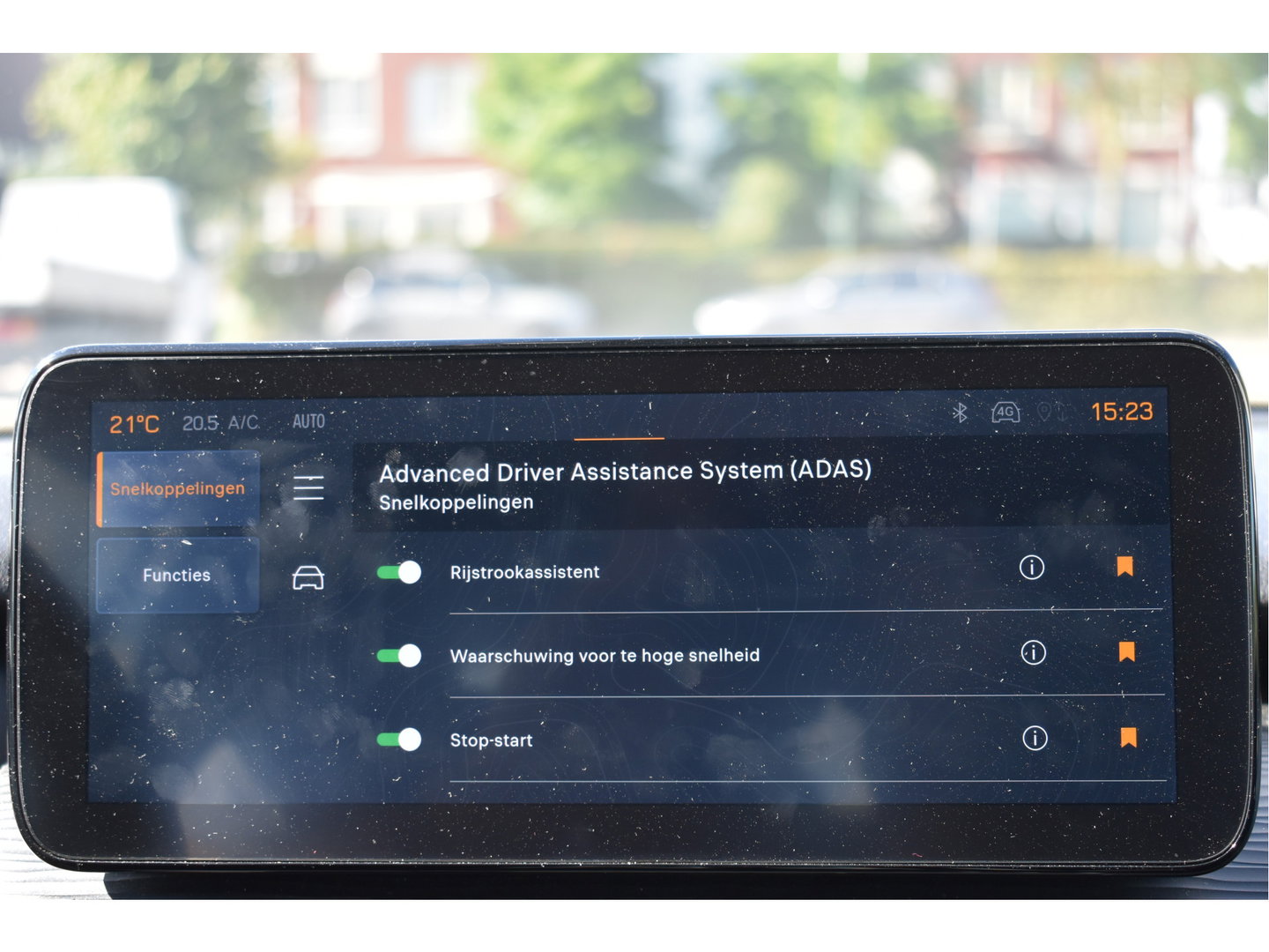 Jeep Avenger 1.2 Longitude Infotainment & Convenience pack | Keyless | DAB | Camera | Nav | Carplay | ADAS | Full LED | 4-Seasons