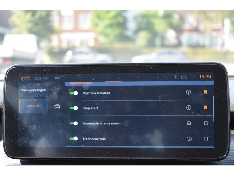 Jeep Avenger 1.2 Longitude Infotainment & Convenience pack | Keyless | DAB | Camera | Nav | Carplay | ADAS | Full LED | 4-Seasons