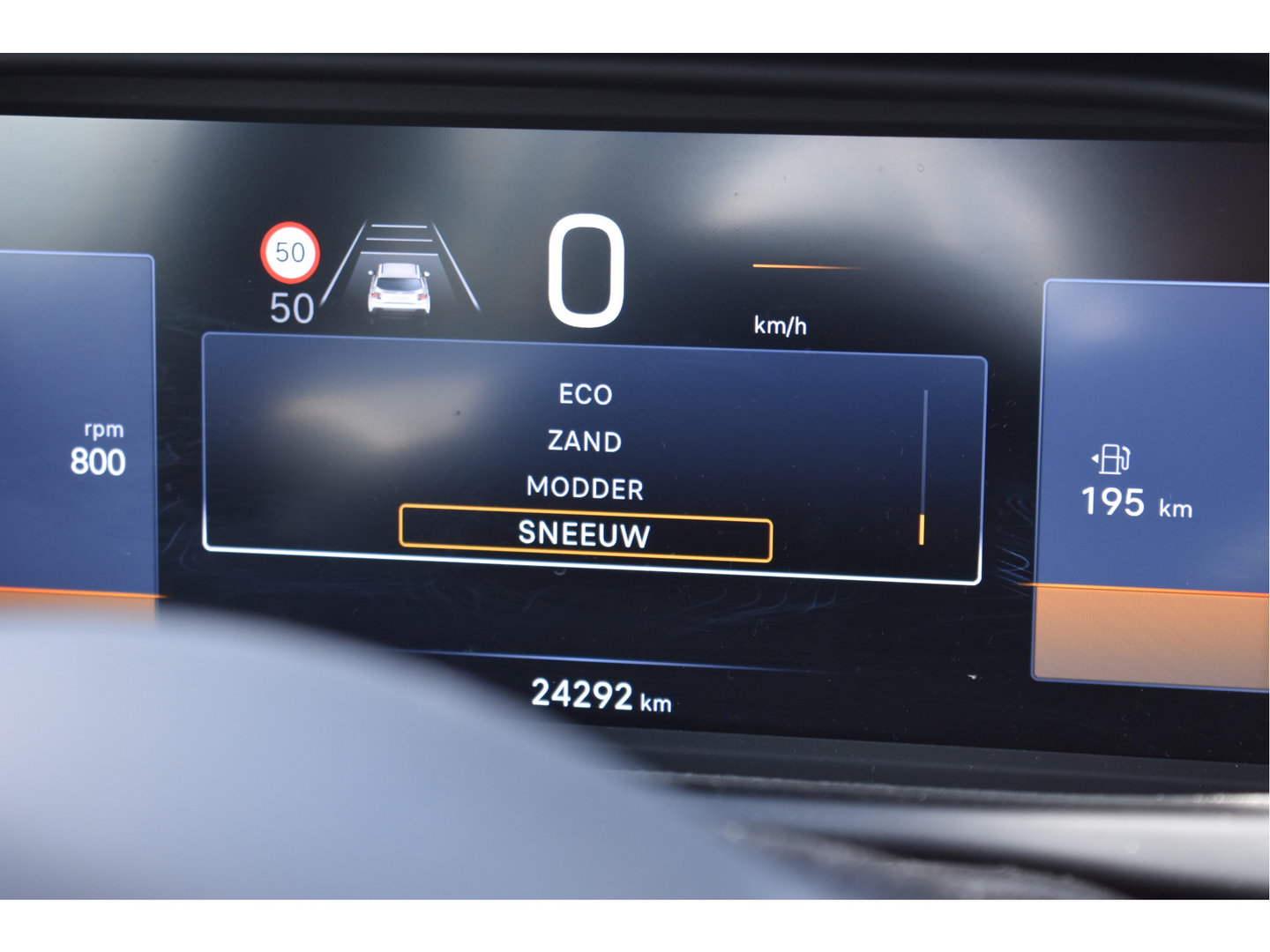 Jeep Avenger 1.2 Longitude Infotainment & Convenience pack | Keyless | DAB | Camera | Nav | Carplay | ADAS | Full LED | 4-Seasons