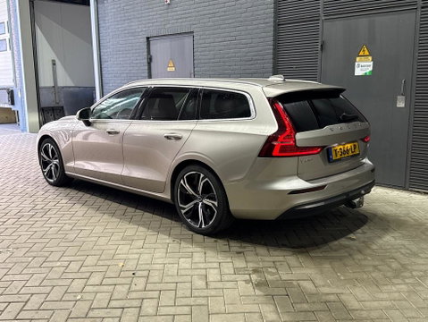 Volvo V60 T6 Plus Bright | LONG RANGE | Harman/Kardon | BLIS | Memory | Trekhaak | ACC | Camera | Stoel+Stuurverwarming
