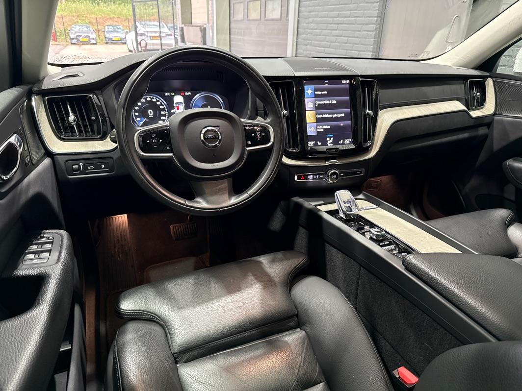 Volvo XC60 T6 Inscription | Harman/Kardon | Panoramadak | Pilot Assist | BLIS | Standkachel | Stoel+Stuurverwarming | ACC