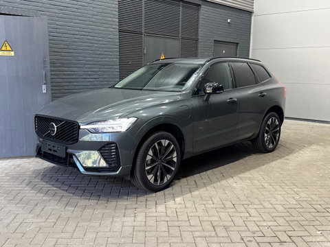 Volvo XC60 T8 Ultra Dark | Luchtvering | Harman/Kardon | Panoramadak | 360° Camera | Head-Up | Stoel+Stuurverwarming | ACC