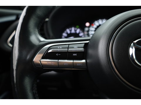 Mazda CX-30 2.0 e-SkyActiv-G M Hybrid Comfort | Rijklaar! | Adapt. Cruise | HUD | Bose | 360cam | Stoel- stuurverw. | Trekhaak | Apple CarPlay