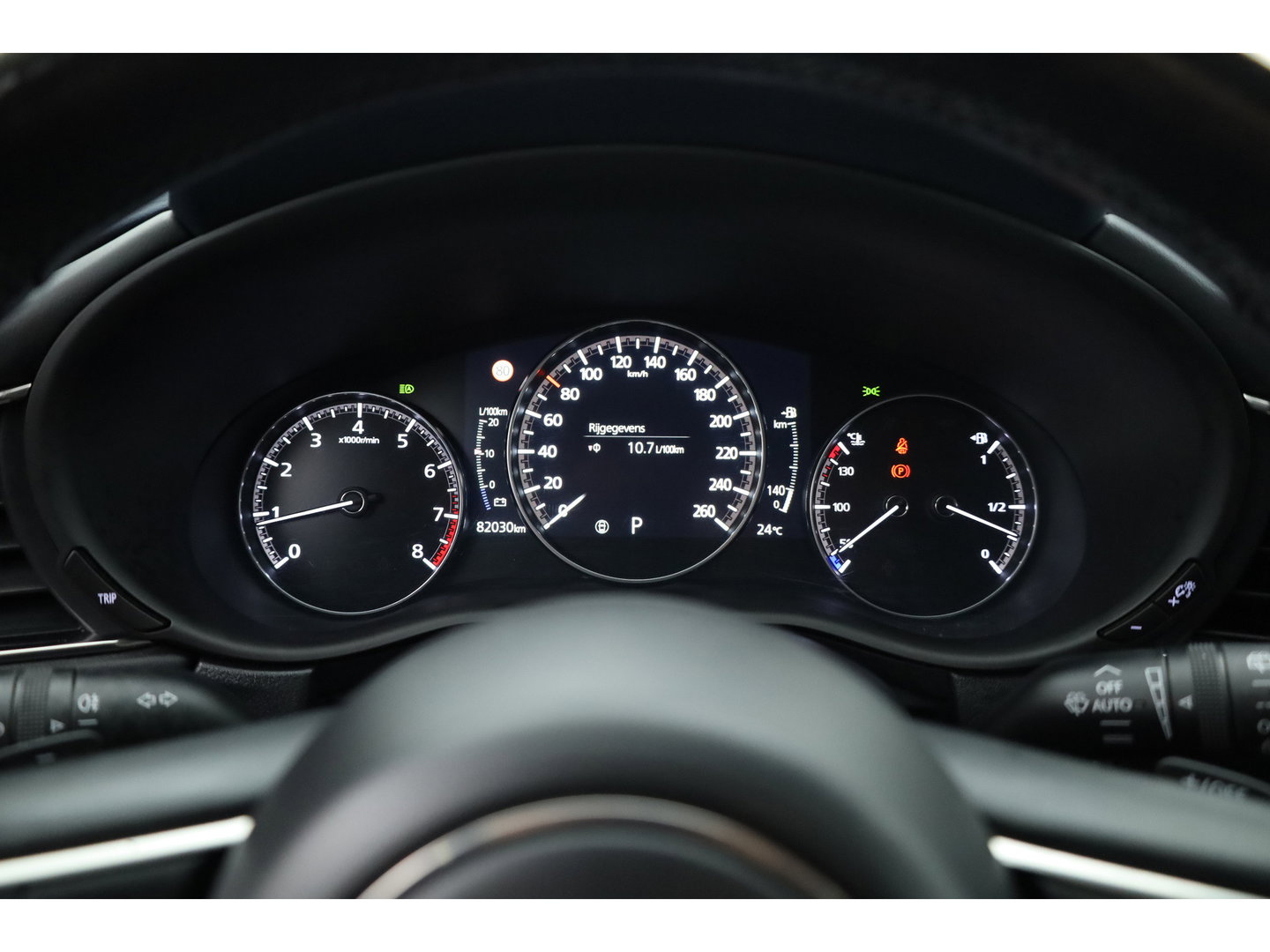 Mazda CX-30 2.0 e-SkyActiv-G M Hybrid Comfort | Rijklaar! | Adapt. Cruise | HUD | Bose | 360cam | Stoel- stuurverw. | Trekhaak | Apple CarPlay