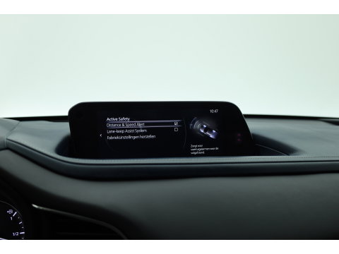 Mazda CX-30 2.0 e-SkyActiv-G M Hybrid Comfort | Rijklaar! | Adapt. Cruise | HUD | Bose | 360cam | Stoel- stuurverw. | Trekhaak | Apple CarPlay