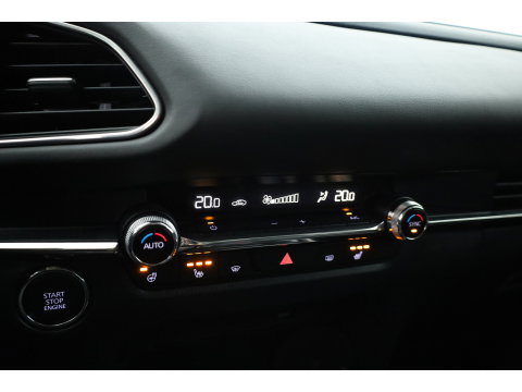 Mazda CX-30 2.0 e-SkyActiv-G M Hybrid Comfort | Rijklaar! | Adapt. Cruise | HUD | Bose | 360cam | Stoel- stuurverw. | Trekhaak | Apple CarPlay