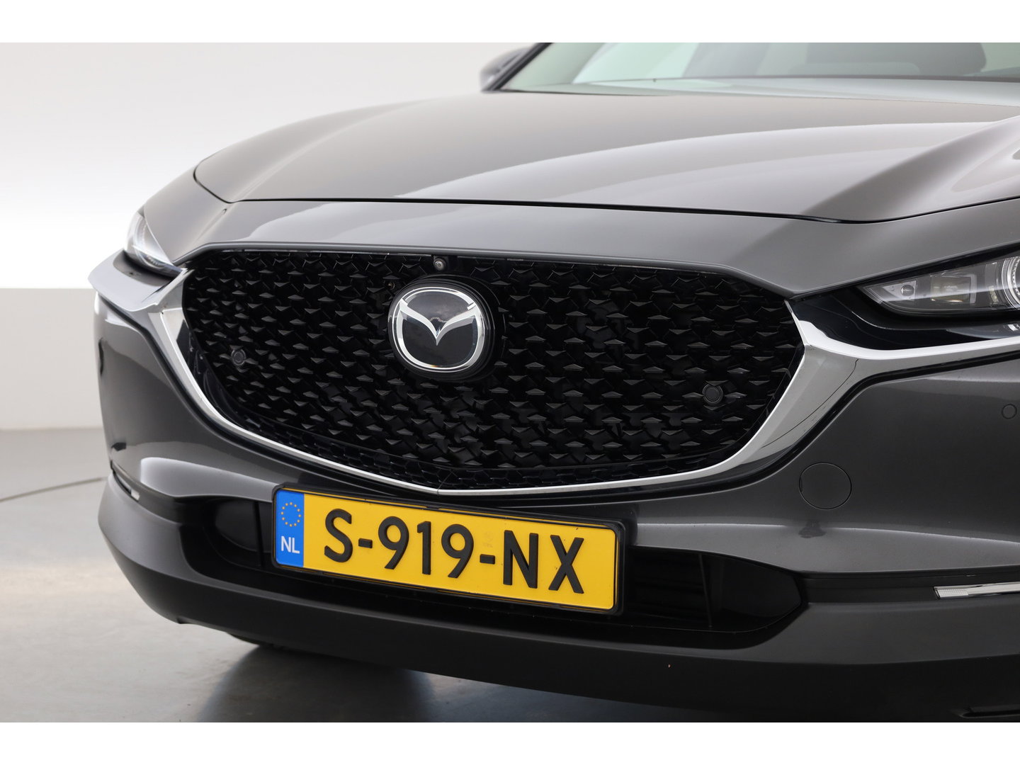 Mazda CX-30 2.0 e-SkyActiv-G M Hybrid Comfort | Rijklaar! | Adapt. Cruise | HUD | Bose | 360cam | Stoel- stuurverw. | Trekhaak | Apple CarPlay