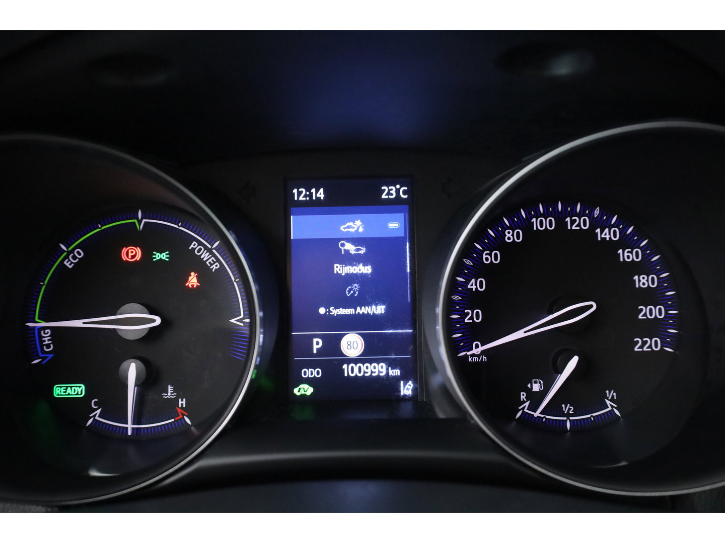 Toyota C-HR 1.8 Hybrid Executive | Rijklaar! | Cruise Contr. | Trekhaak | Camera | Keyless | Stoel- Stuurverw. | Apple CarPlay