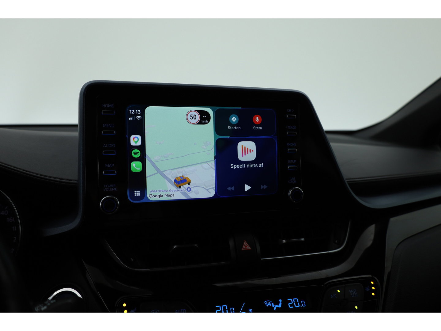 Toyota C-HR 1.8 Hybrid Executive | Rijklaar! | Cruise Contr. | Trekhaak | Camera | Keyless | Stoel- Stuurverw. | Apple CarPlay
