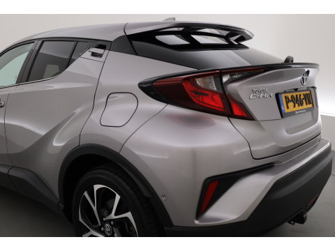Toyota C-HR 1.8 Hybrid Executive | Rijklaar! | Cruise Contr. | Trekhaak | Camera | Keyless | Stoel- Stuurverw. | Apple CarPlay