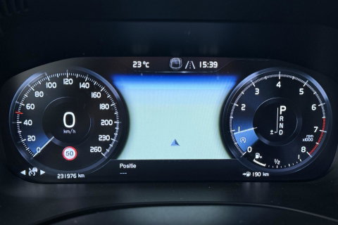 Volvo XC60 2.0 T5 Inscription | Luchtvering | Panoramadak | 360° Camera | BLIS | Standkachel | Stoel+Stuurverwarming | ACC