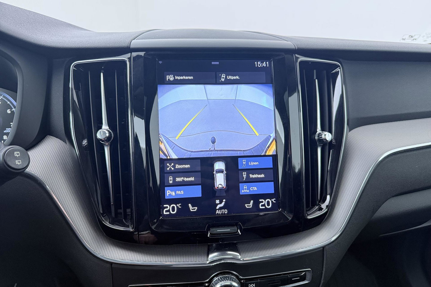 Volvo XC60 2.0 T5 Inscription | Luchtvering | Panoramadak | 360° Camera | BLIS | Standkachel | Stoel+Stuurverwarming | ACC
